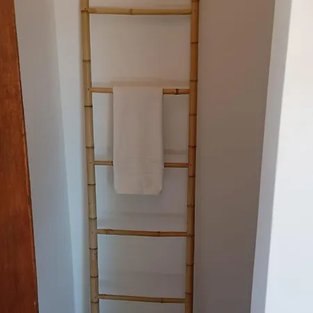 Gospodarstwo agroturystyczne Quinta De Loubite Lagoa (Algarve)